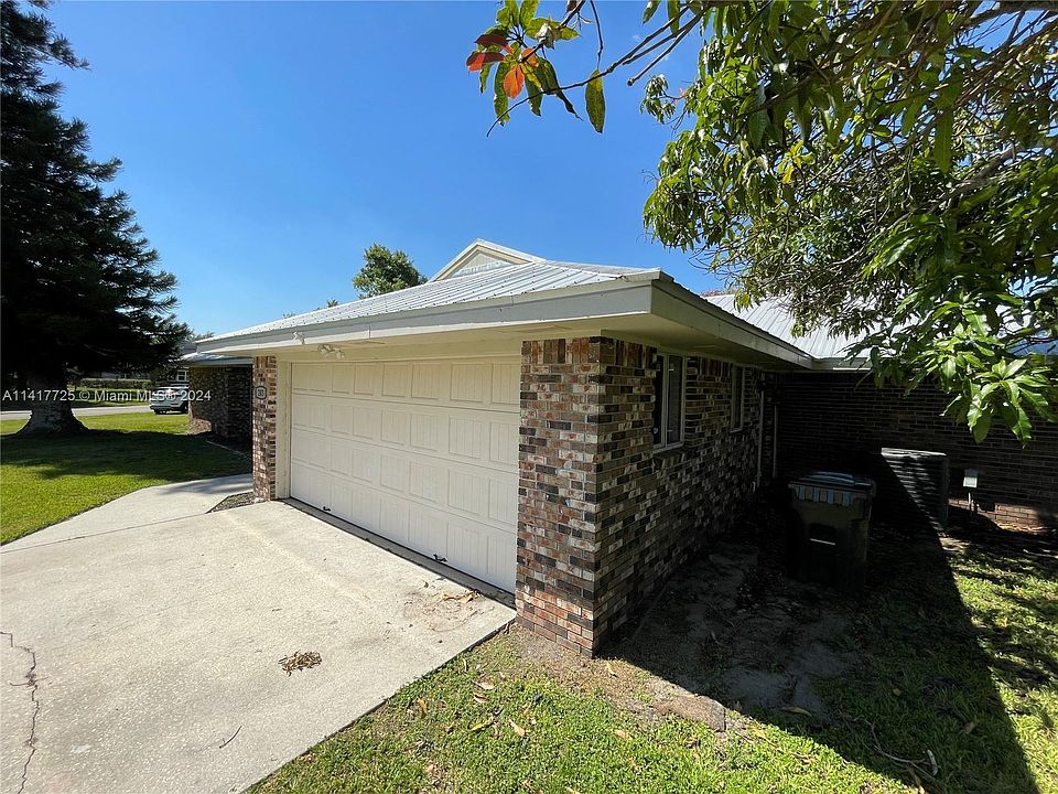 1st image of 203 Saginaw Ave