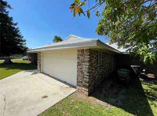 203 Saginaw Ave, Clewiston, FL 33440