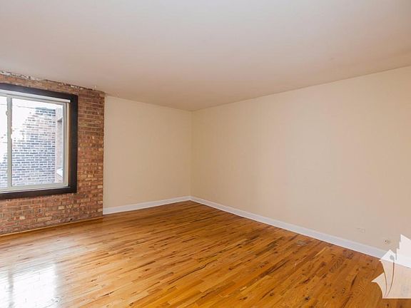 5th image of 1222 Lasalle St #E4
