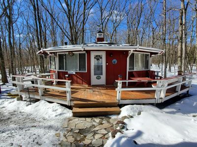 219 Forest Ridge Dr, Hawley, PA, 18428