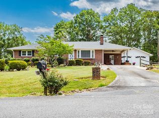 1014 Rogosin Blvd, Lowell, NC 28098