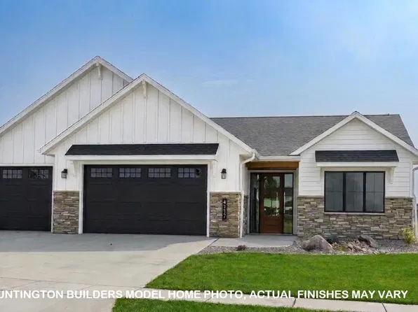 4627 Silbernagel Dr, Bismarck, ND 58503