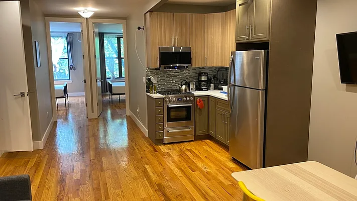 Rented by Nooklyn NYC LLC | media 34