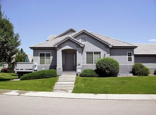 3971 Da Vinci Dr, Longmont, CO 80503