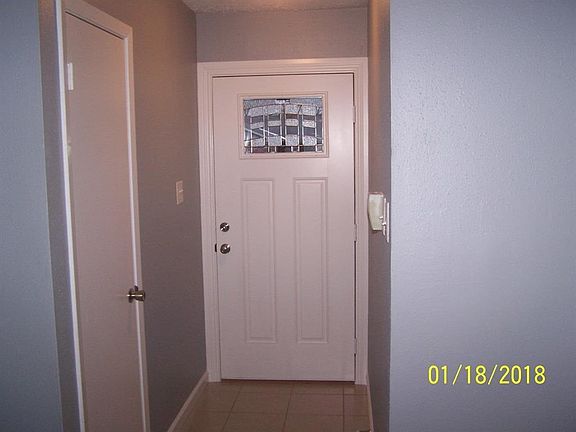 2nd image of 16827 Gleneagle Dr N