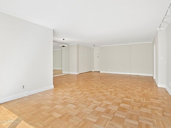 3rd image of 420 E 51st St APT 6B