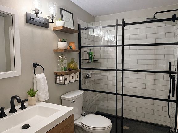 5th image of 49 Illsley St #49