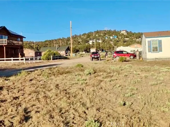 45313 4th Ln, Big Bear City, CA 92314