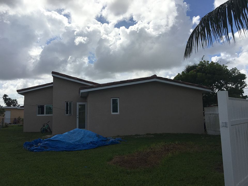 2nd image of 11435 SW 52nd Ter