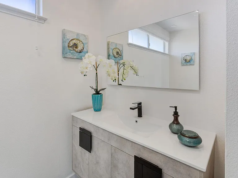 5875 Ettersberg Dr — Photo 17