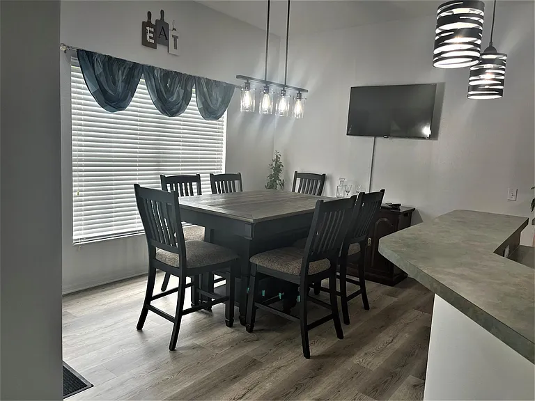 289 Falling Water Dr — Photo 18