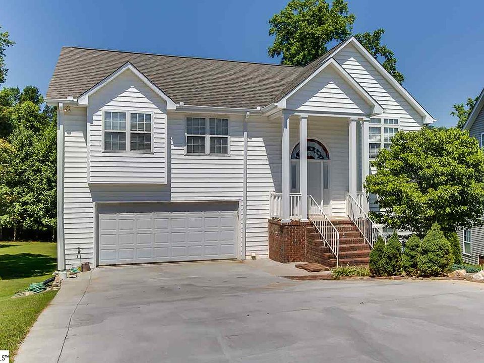 1st image of 10 Baldwin Woods Cir