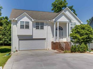 10 Baldwin Woods Cir, Simpsonville, SC 29680
