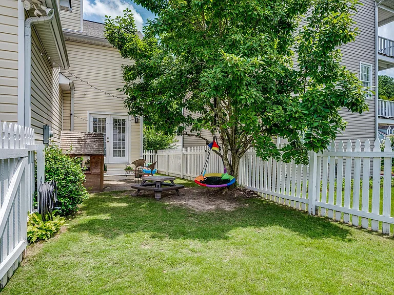 777 Gardenside Cir SE — Photo 28
