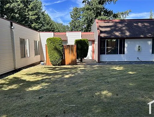 14600 SE 176th St #A7