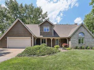 26134 Windermere Dr, Wind Lake, WI