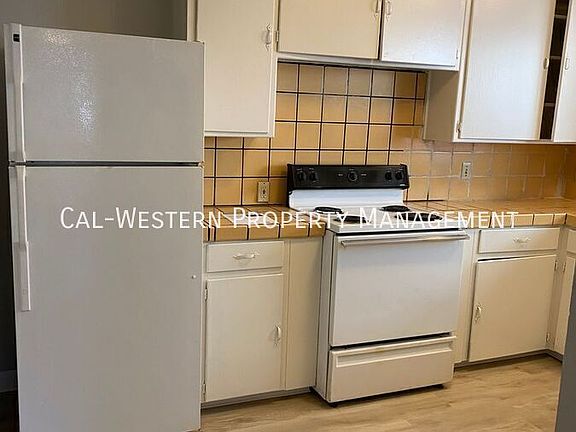 2nd image of 183 E Reed St