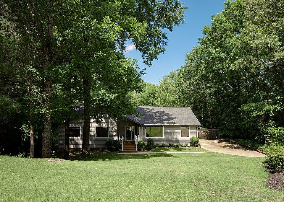1st image of 218 Misty Dawn Ln