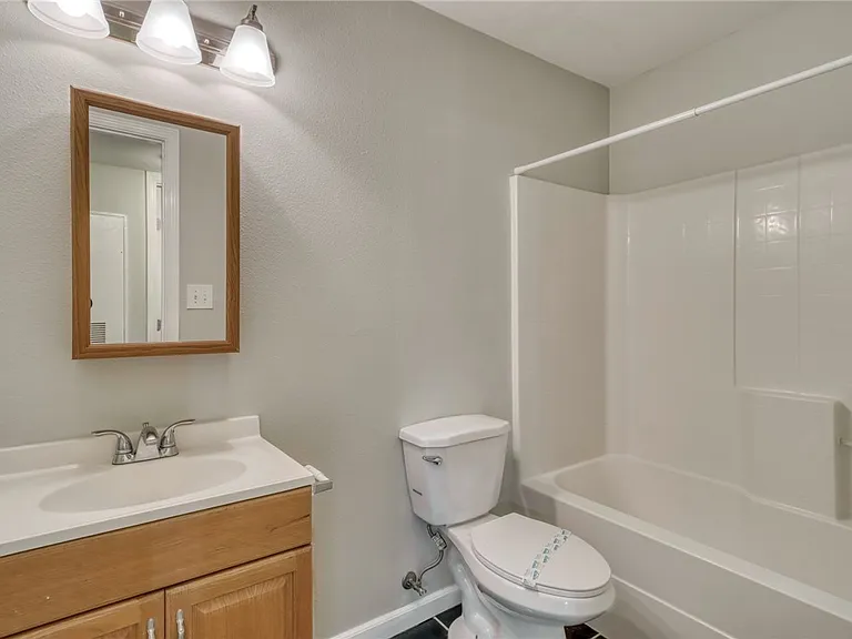 904 University Oaks Blvd #117 — Photo 9