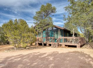 2273 Trail Cir, Overgaard, AZ 85933
