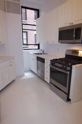 Rented by Susan Finkel, LREB | media 15