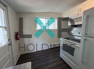 329 N 5th St #1, Millville, NJ 08332