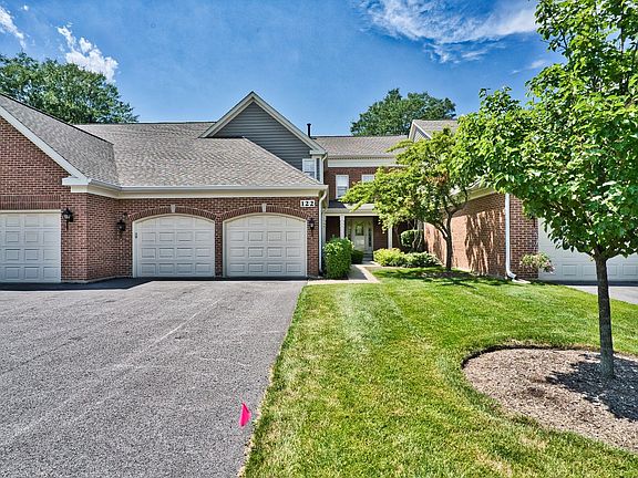 2nd image of 122 Cornell Ct