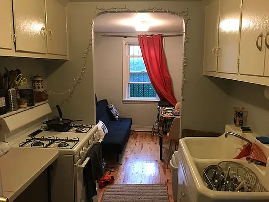 Rented by Zikos Realty Services | media 23