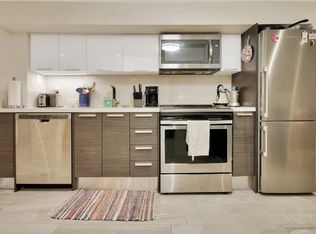 1053 College St #B, Toronto, ON M6H1B1