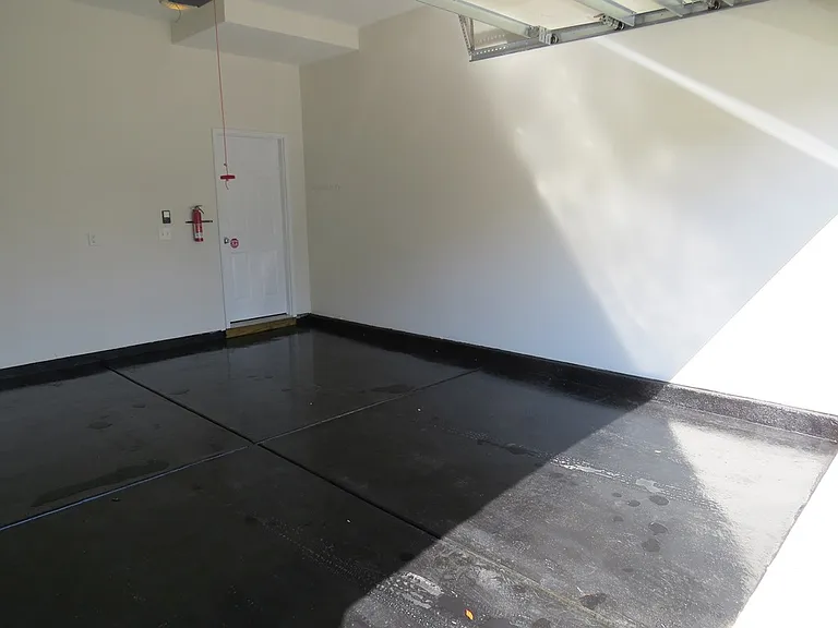 114 Sunstone Dr — Photo 15