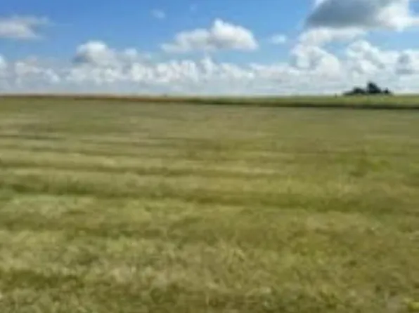 1024 Lister Ln, Eureka, IL 61530