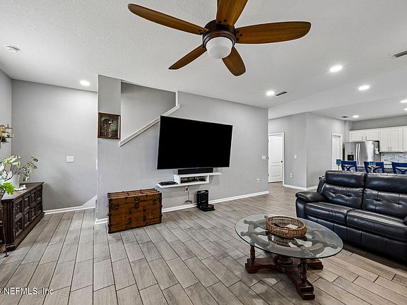 4th image of 3553 DERBY FOREST Drive