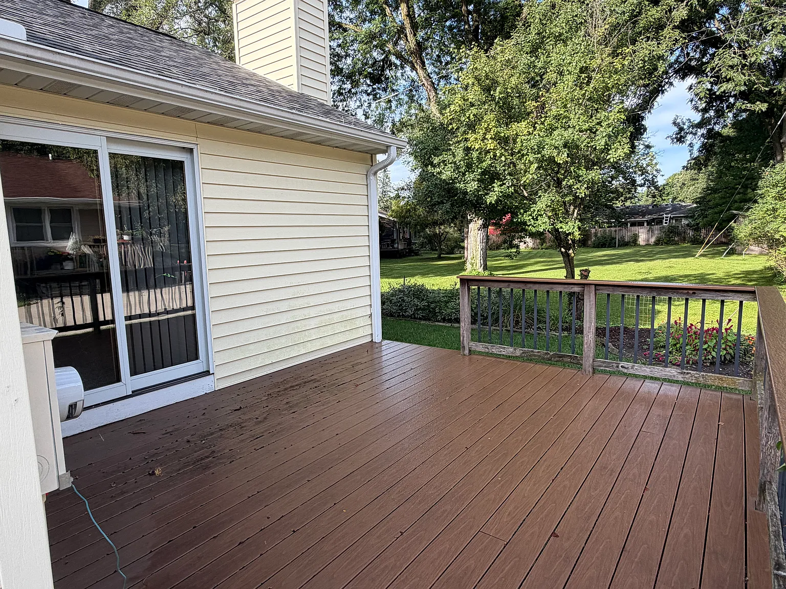 3 bed, 1440 sqft, $2,100 — Photo 3