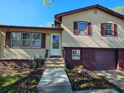 6742 Kansas Ave, Omaha, NE, 68104