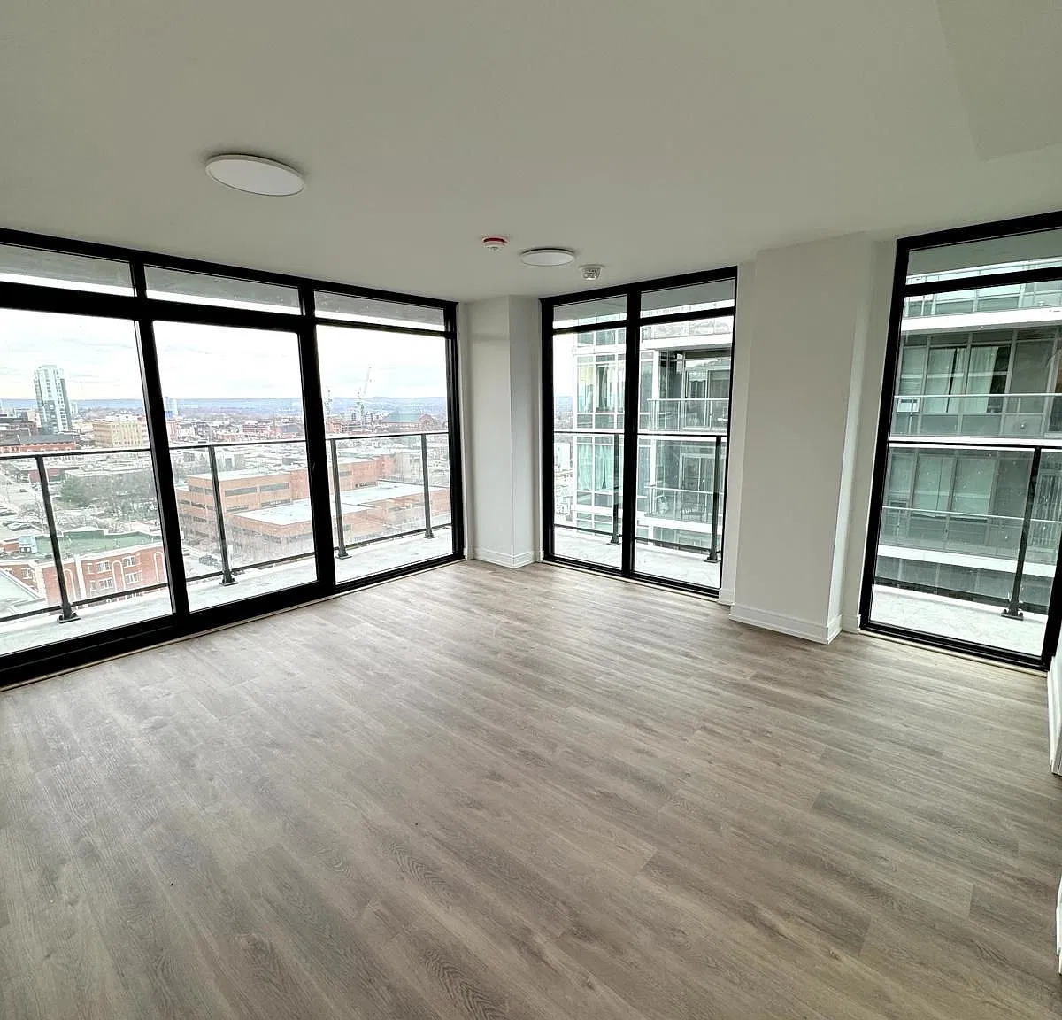 2 bed, $2,200 — Photo 4