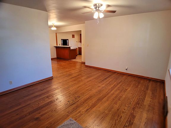 2nd image of 1525 N Sterling Ave