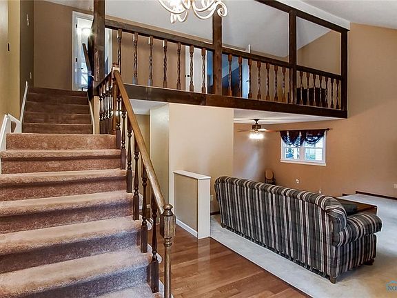 3rd image of 613 Pasteur Ave
