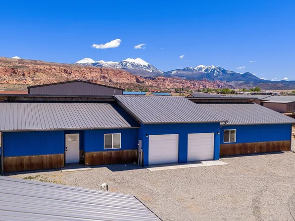 71 N Mount Peale St, Moab, UT 84532