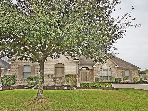 3rd image of 6140 Gracemount Ln