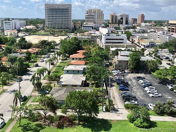Gables Terrace 1/1.5 unit for Sale!!