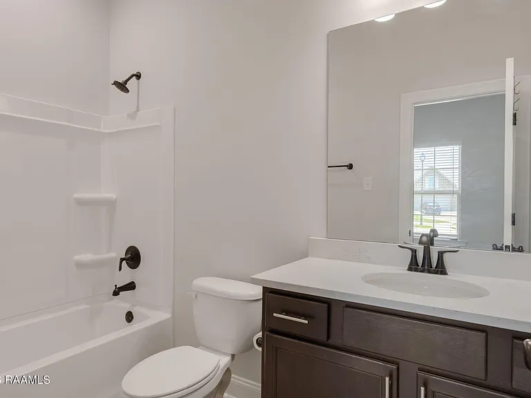 106 Bejeweled Ave — Photo 26