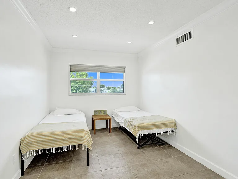 5203 NE 24th Ter #B314 — Photo 10