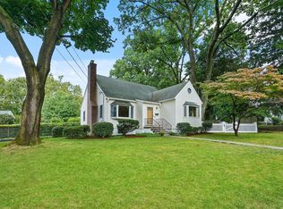 104 Forest Blvd, Ardsley, NY 10502