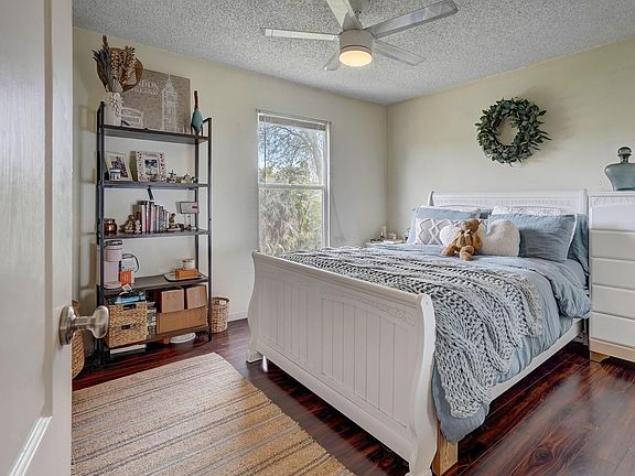 3rd image of 3777 Lancewood Drive