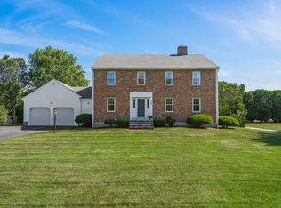129 Berkeley Rd, North Andover, MA 01845