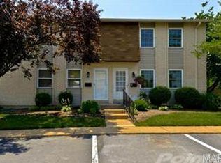 846 Lilybud Ct, Ballwin, MO
