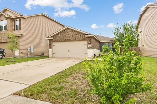 1437 Treeta Trl Photo 1