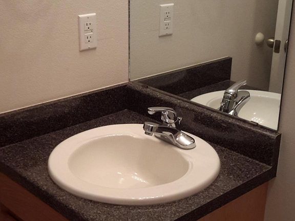 5th image of 516 S Abilene Ave APT 2
