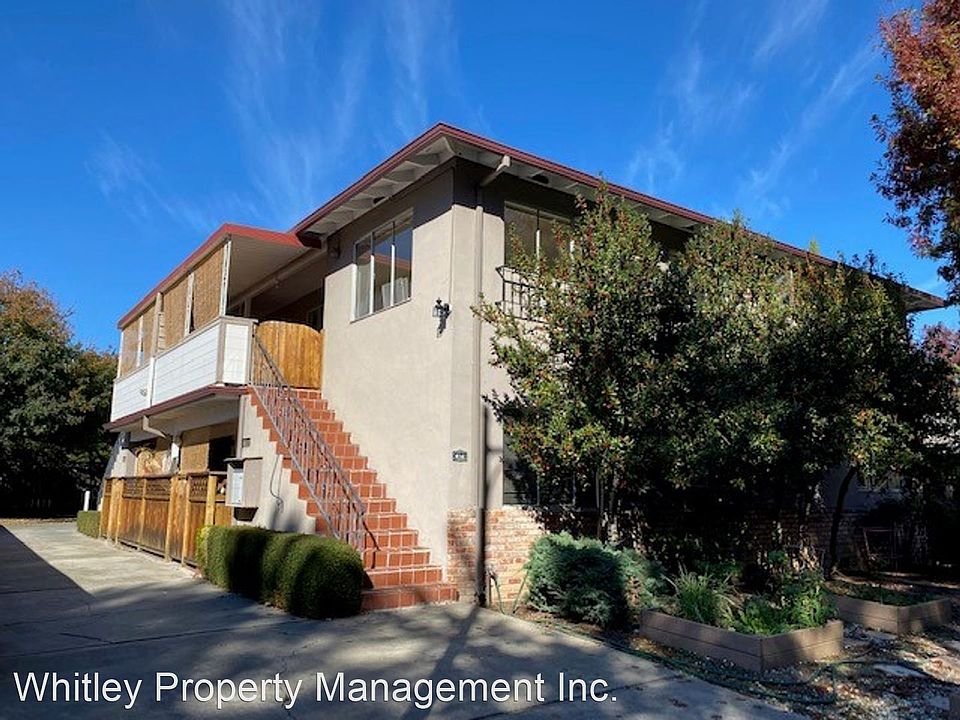 1st image of 416 Waverley St APT 3