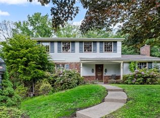 1942 Overland Ct, Allison Park, PA 15101